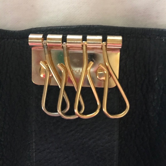 Gucci Vintage GG Signature Leather 4 Key Holser - Picture 5 of 8